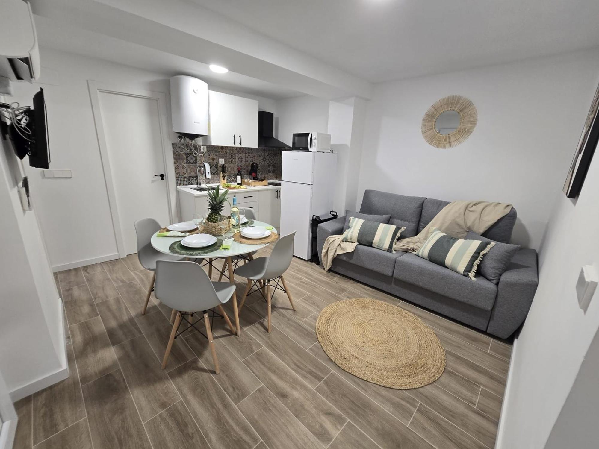 Suites Alameda Centro Levante Бенидорм Экстерьер фото