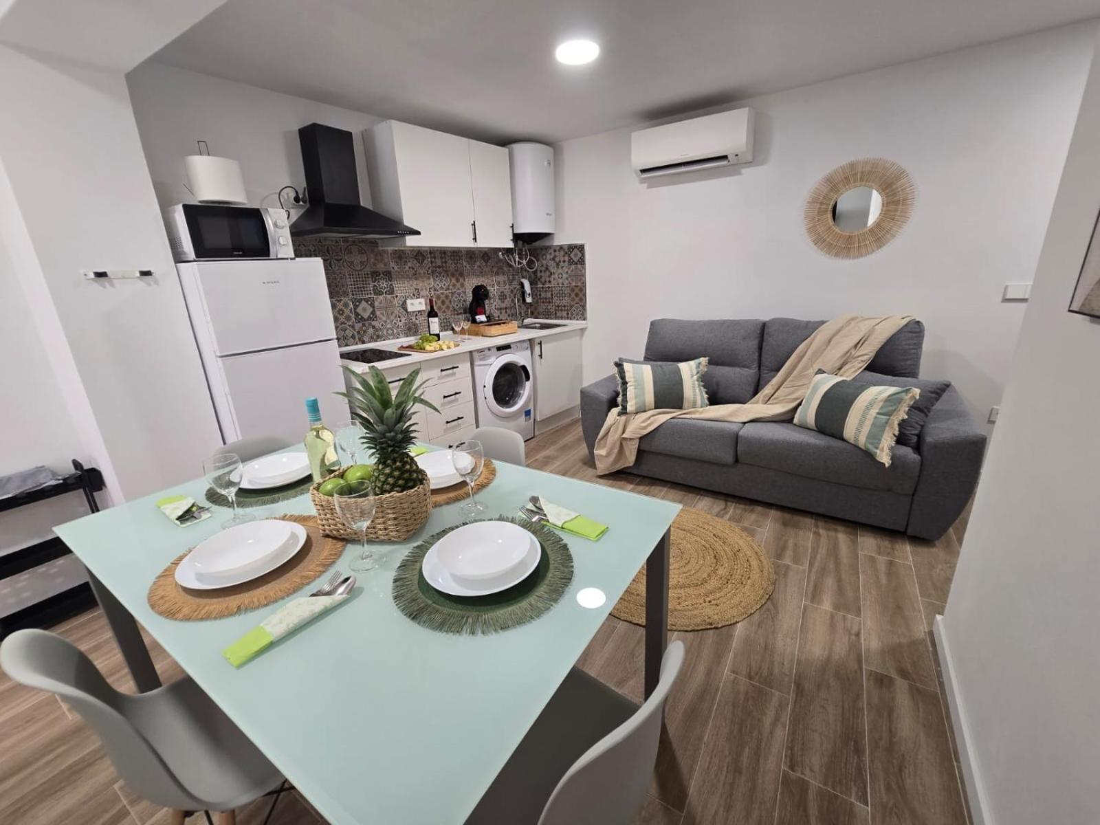 Suites Alameda Centro Levante Бенидорм Экстерьер фото
