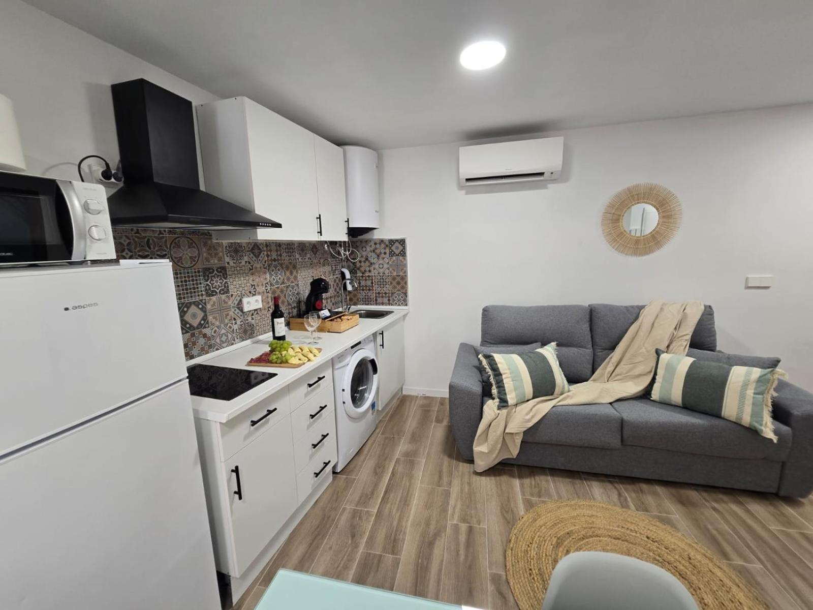 Suites Alameda Centro Levante Бенидорм Экстерьер фото