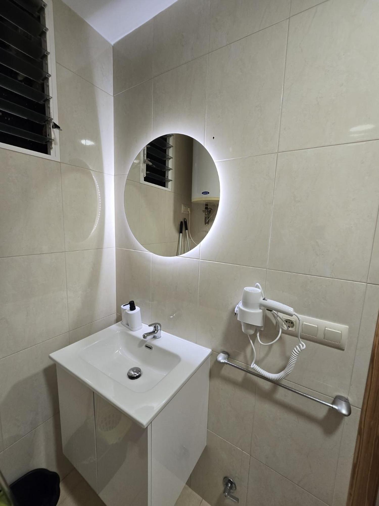 Suites Alameda Centro Levante Бенидорм Экстерьер фото